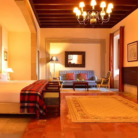 فندق Castelo De 4*