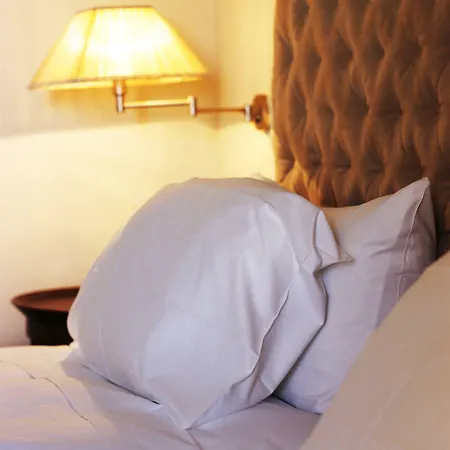 فندق Castelo De 4*