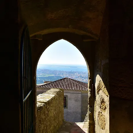 Castelo De 4*