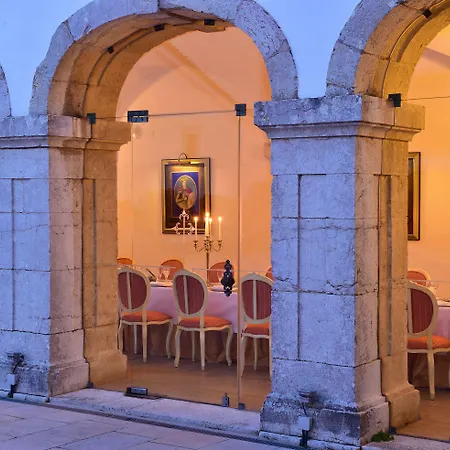 Castelo De فندق بالميلا