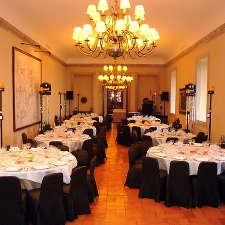 Castelo De 호텔 4*