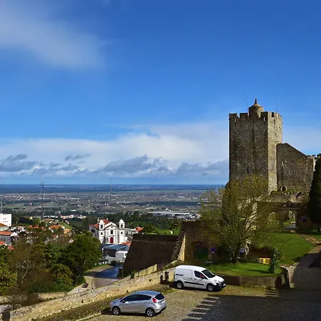 Castelo De